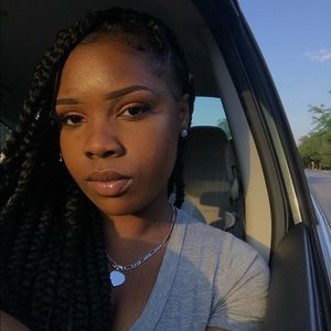 Meet your Posher, Kyra